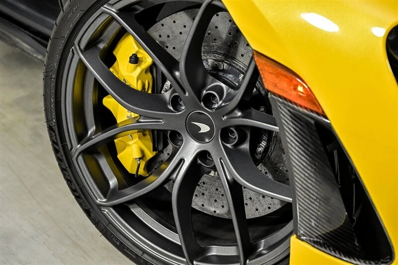 2020 McLaren 720S Spider - Image 6 of 31