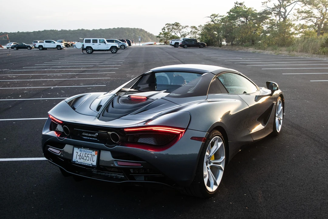 2020 McLaren 720S Spider - Image 30 of 31