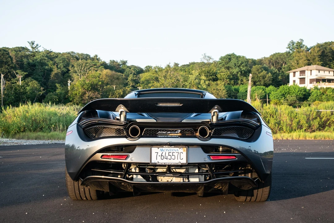 2020 McLaren 720S Spider - Image 28 of 31