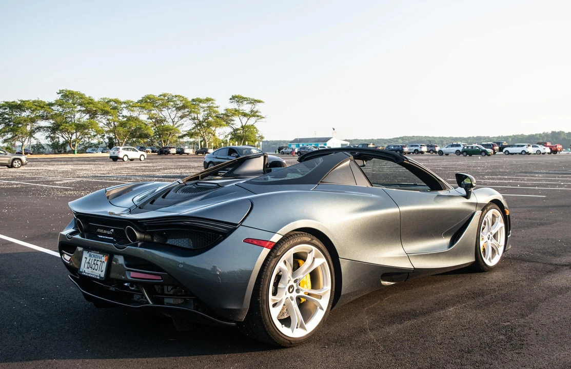 2020 McLaren 720S Spider - Image 17 of 31