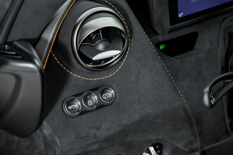 2020 McLaren 720S Spider - Image 31 of 31