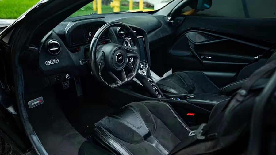 2020 McLaren 720S Spider - Image 13 of 19