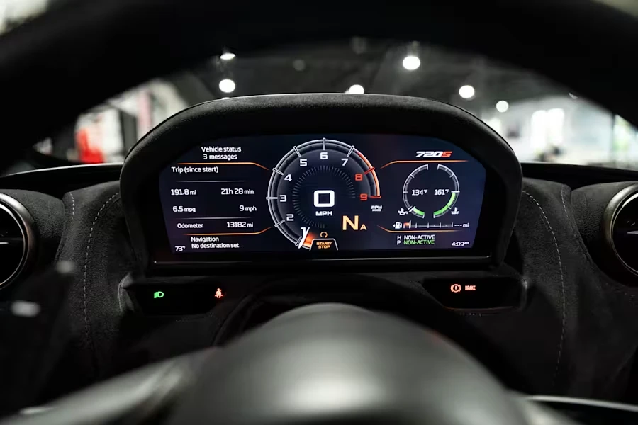 2020 McLaren 720S Spider - Image 18 of 19