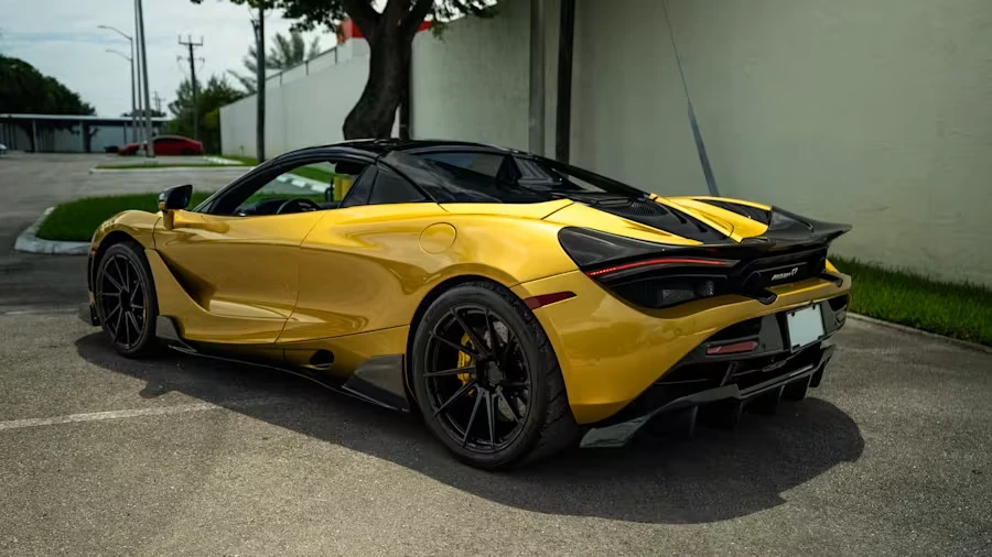 2020 McLaren 720S Spider - Image 11 of 19