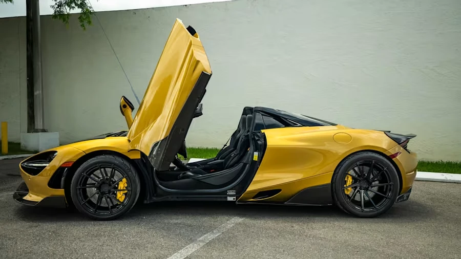 2020 McLaren 720S Spider - Image 7 of 19