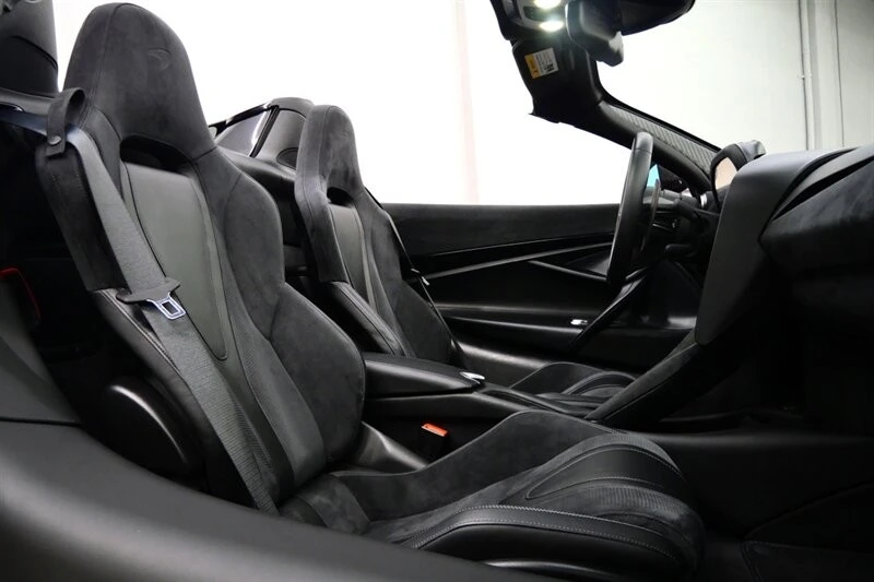 2020 McLaren 720S Spider - Image 15 of 21