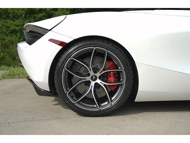 2020 McLaren 720S Spider - Image 6 of 24