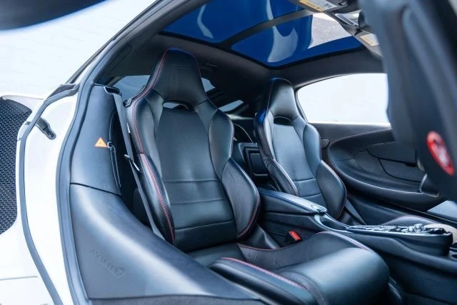 2020 McLaren GT - Image 9 of 14