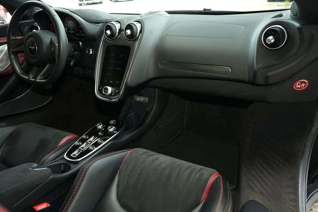 2020 McLaren GT - Image 15 of 31