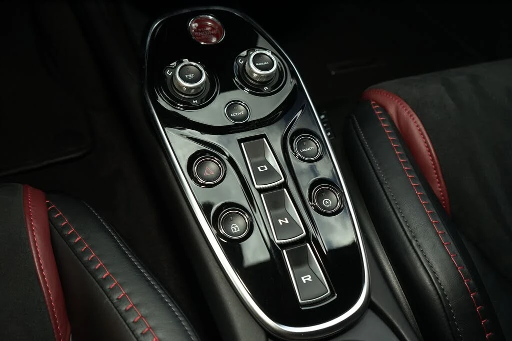 2020 McLaren GT - Image 22 of 31