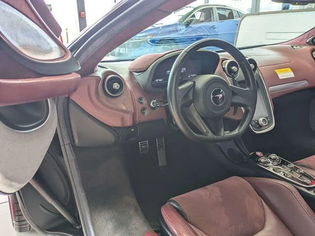 2020 McLaren GT - Image 19 of 28