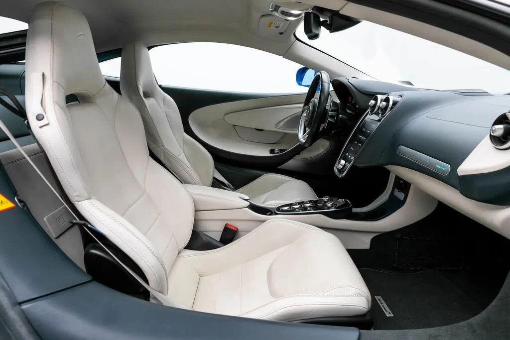 2020 McLaren GT - Image 10 of 31