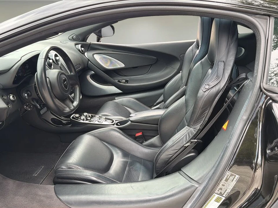 2020 McLaren GT - Image 10 of 24