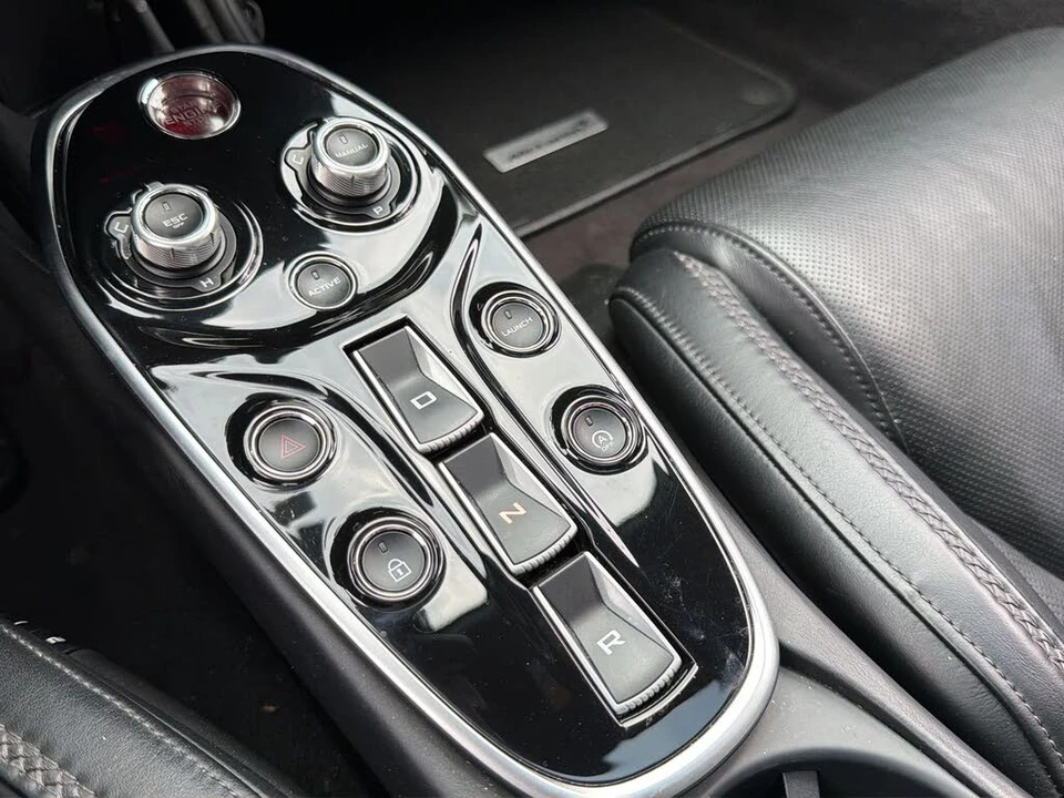 2020 McLaren GT - Image 22 of 24