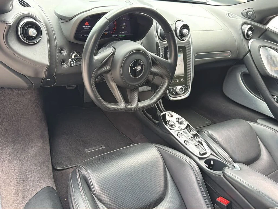 2020 McLaren GT - Image 12 of 24