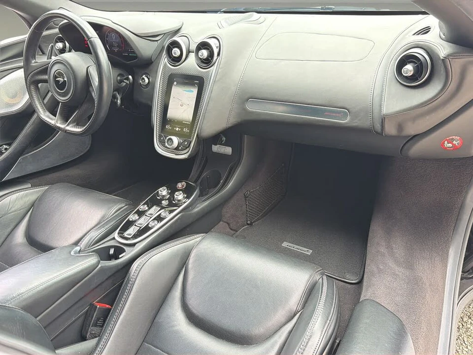 2020 McLaren GT - Image 15 of 24