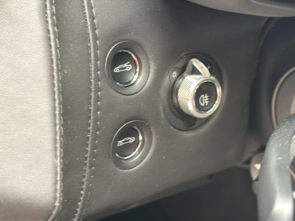 2020 McLaren GT - Image 16 of 24