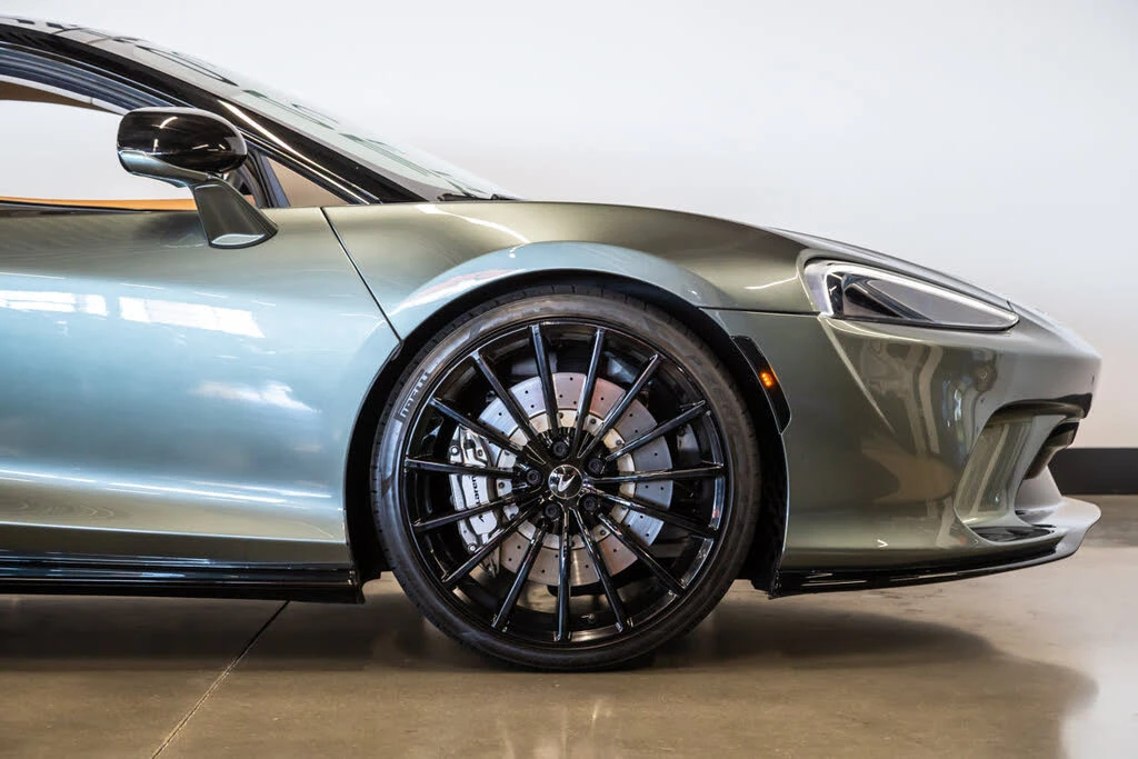2020 McLaren GT - Image 16 of 31