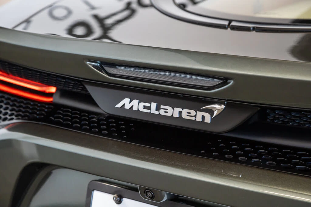 2020 McLaren GT - Image 29 of 31