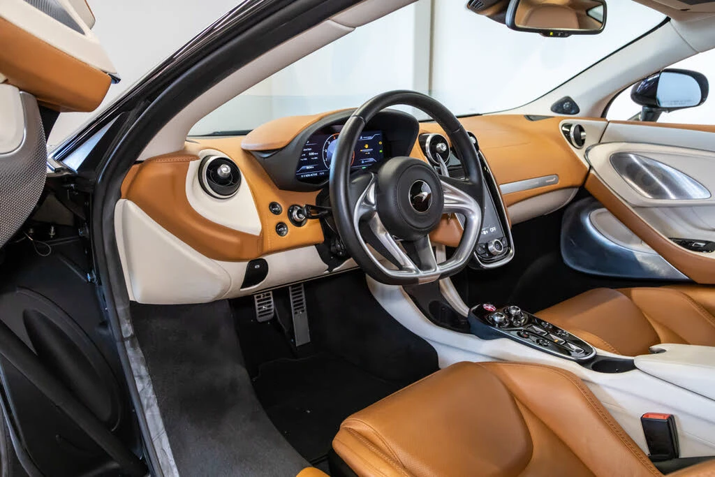 2020 McLaren GT - Image 30 of 31