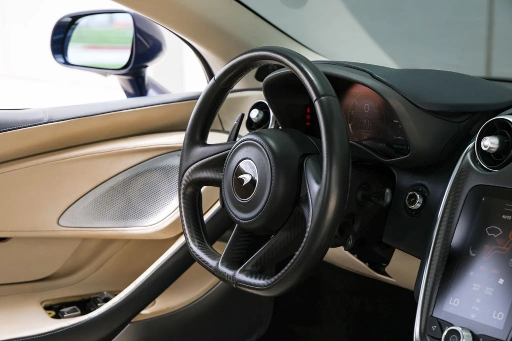 2020 McLaren GT - Image 24 of 31