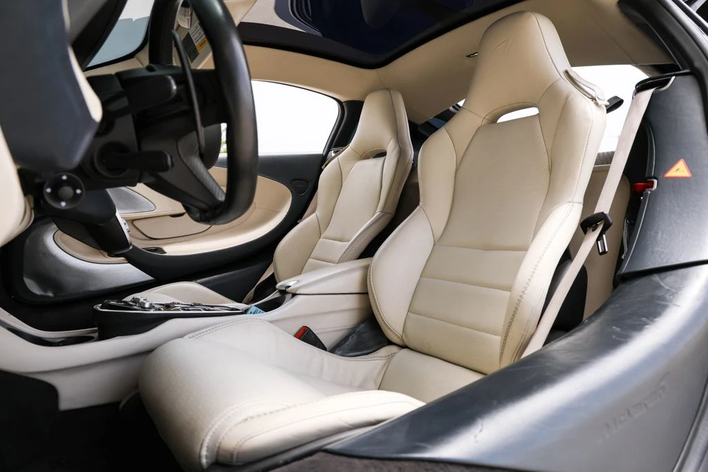 2020 McLaren GT - Image 19 of 31