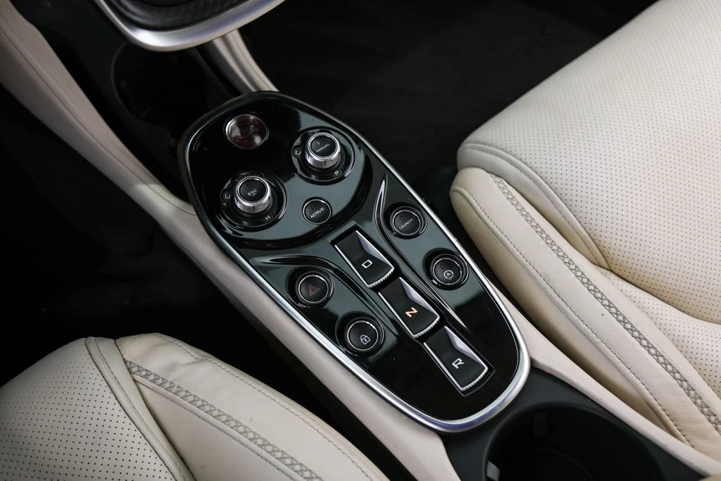 2020 McLaren GT - Image 11 of 31