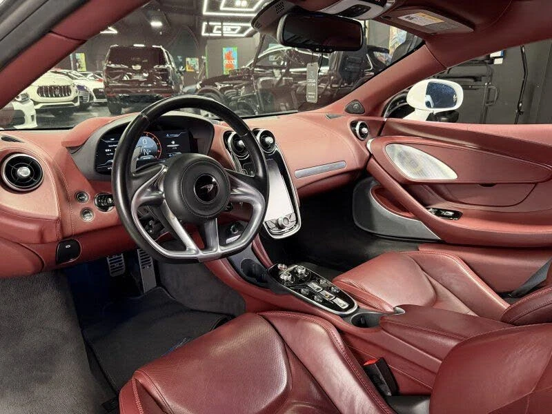 2020 McLaren GT - Image 10 of 21