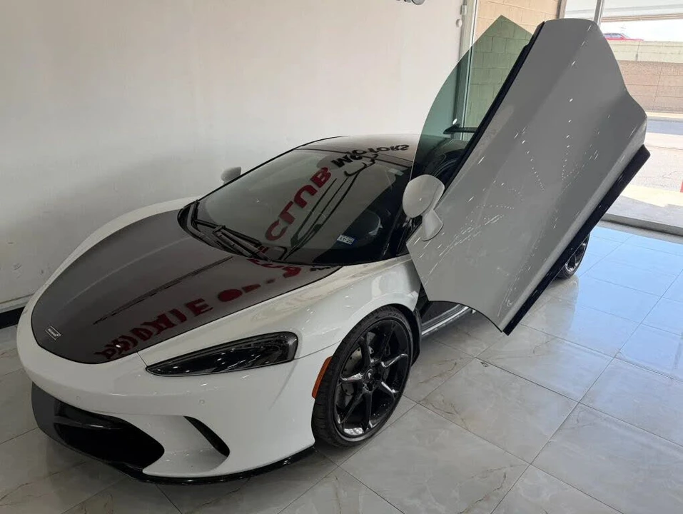 2020 McLaren GT - Image 3 of 6