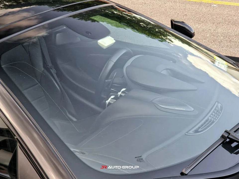 2020 McLaren GT - Image 25 of 31