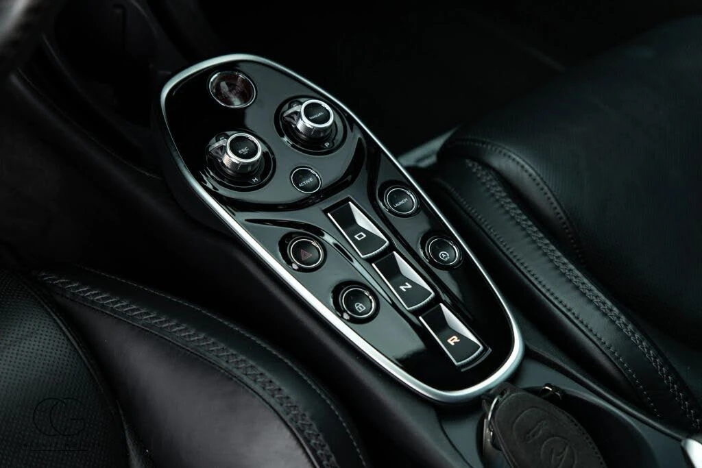 2020 McLaren GT - Image 30 of 31