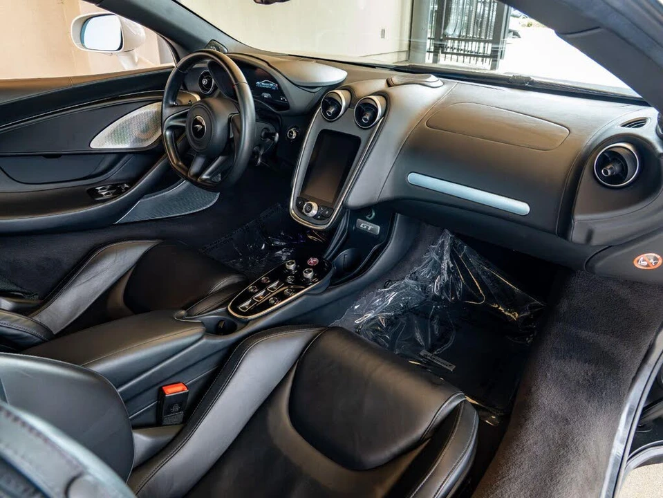 2020 McLaren GT - Image 20 of 27