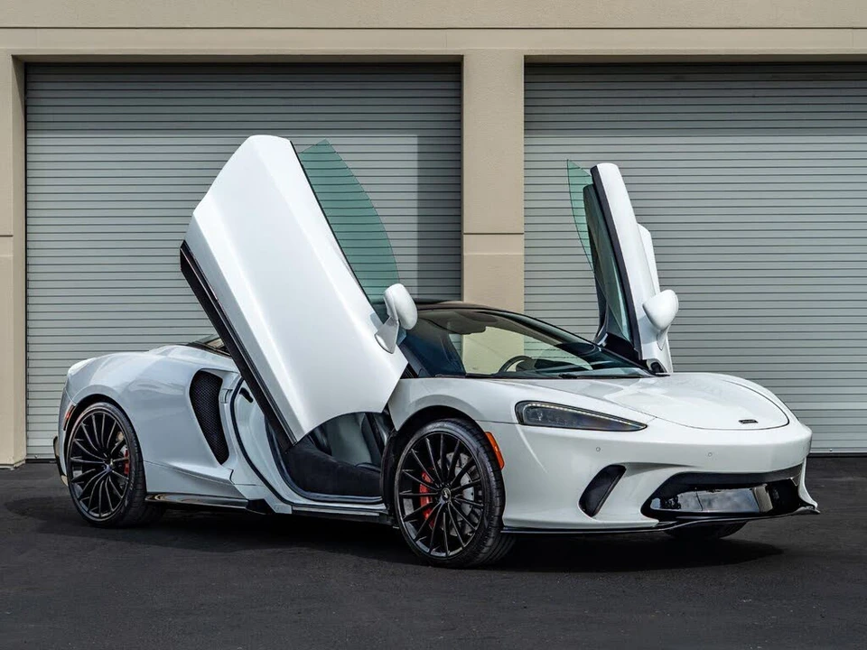 2020 McLaren GT - Image 2 of 27