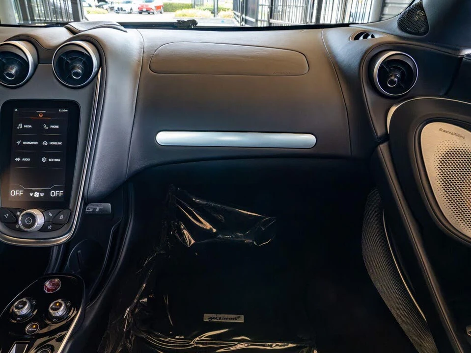 2020 McLaren GT - Image 13 of 27