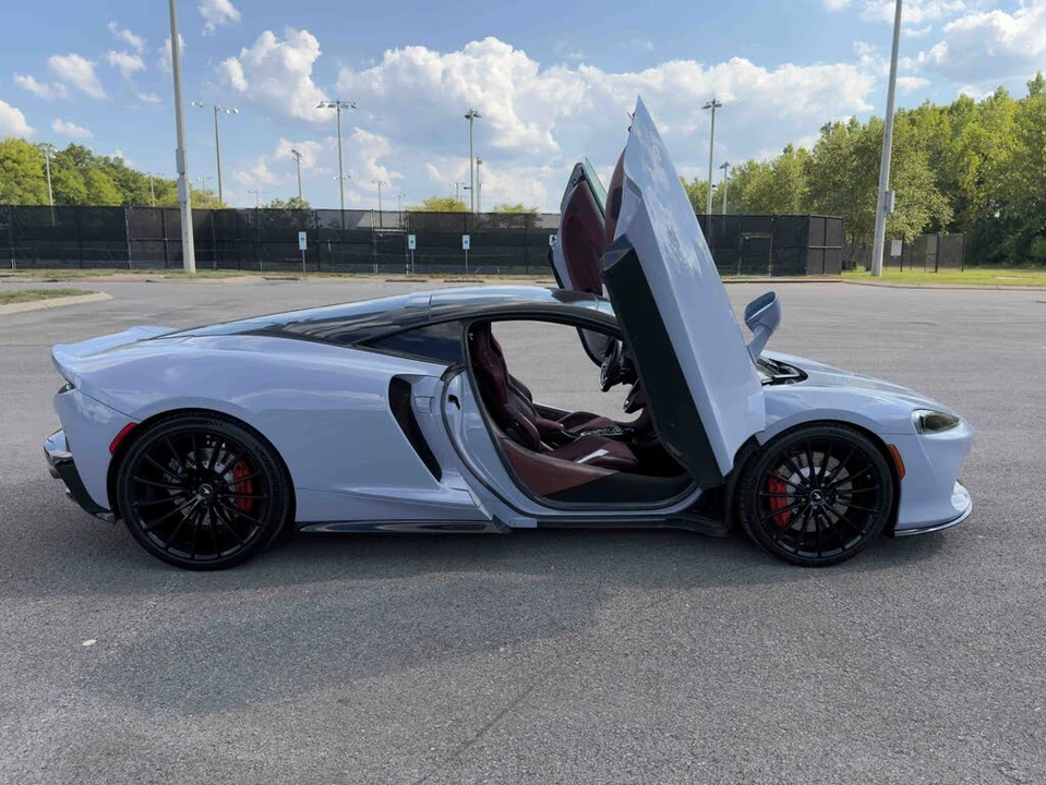 2020 McLaren GT - Image 10 of 31