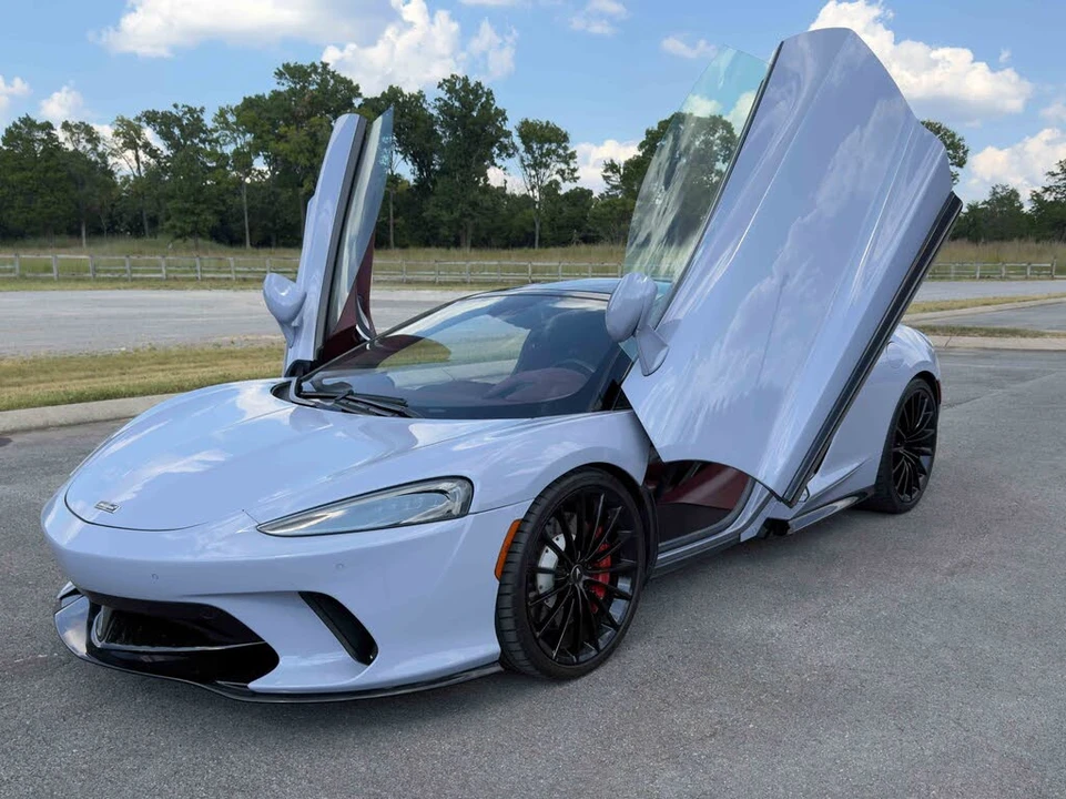 2020 McLaren GT - Image 2 of 31