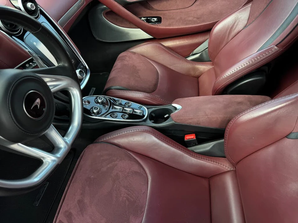 2020 McLaren GT - Image 22 of 31