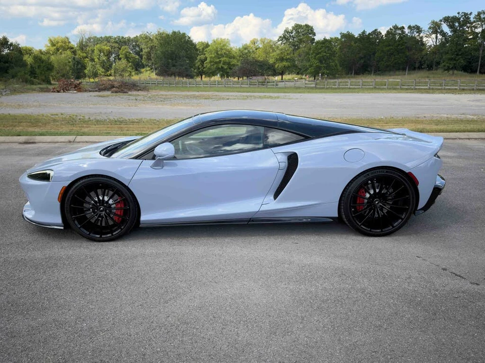 2020 McLaren GT - Image 14 of 31