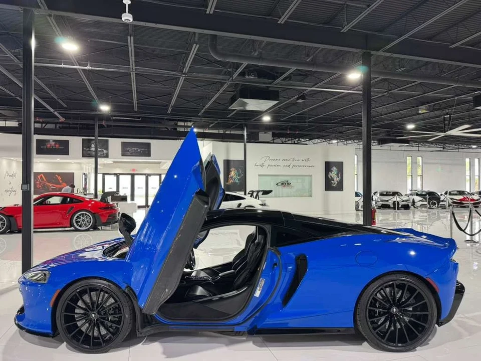 2020 McLaren GT - Image 12 of 21
