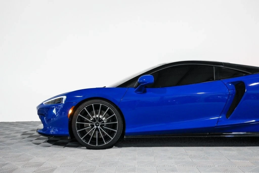 2020 McLaren GT - Image 15 of 21