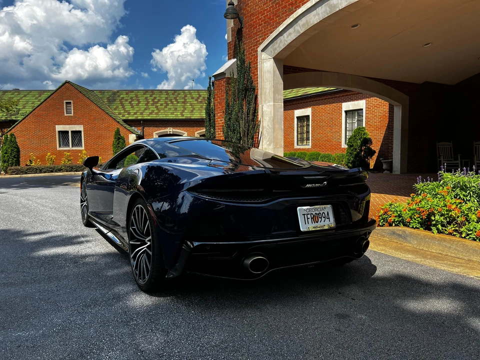 2020 McLaren GT - Image 19 of 31