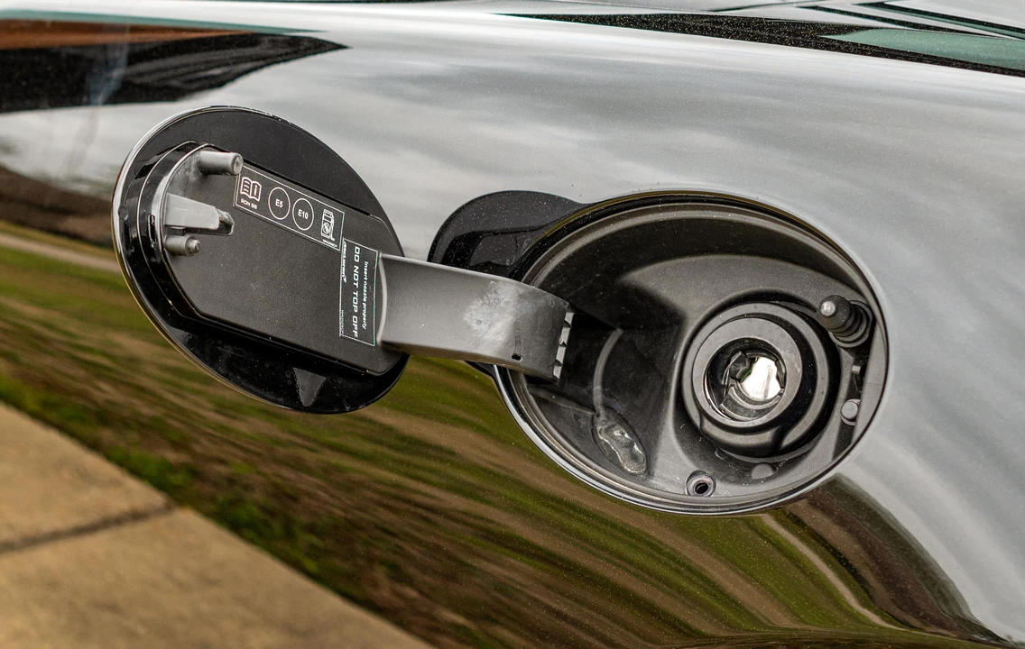 2020 McLaren GT - Image 14 of 31