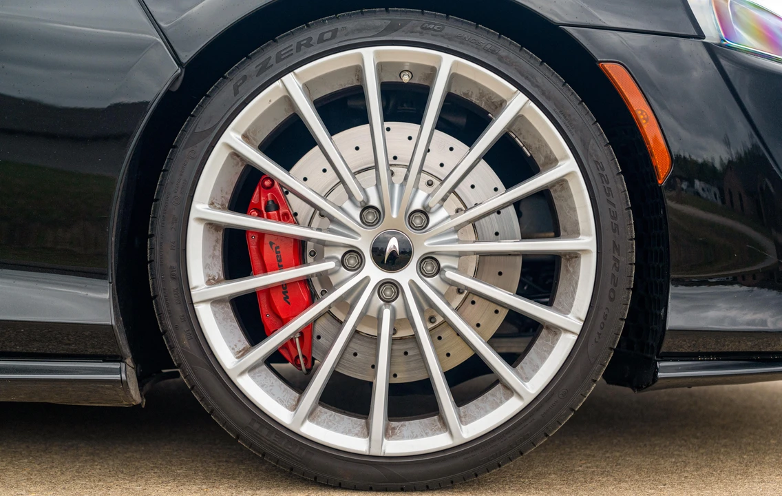 2020 McLaren GT - Image 24 of 31