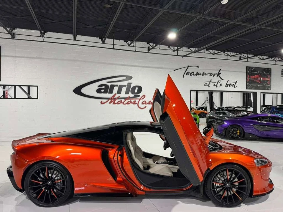2020 McLaren GT - Image 16 of 21