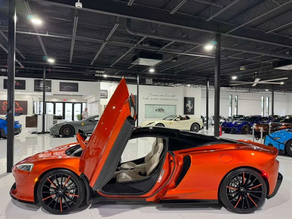 2020 McLaren GT - Image 12 of 12