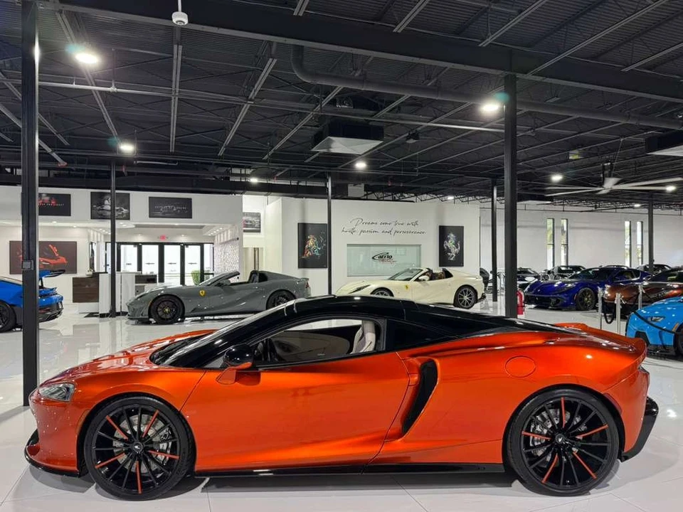 2020 McLaren GT - Image 4 of 12