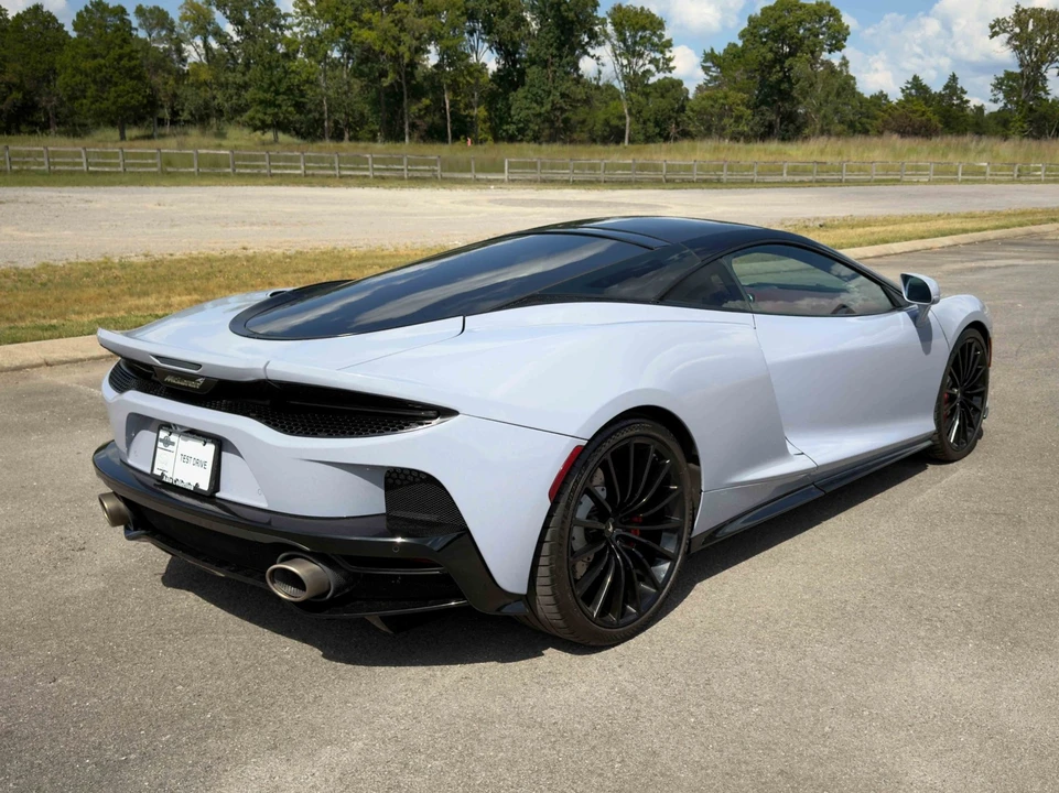 2020 McLaren GT - Image 13 of 31