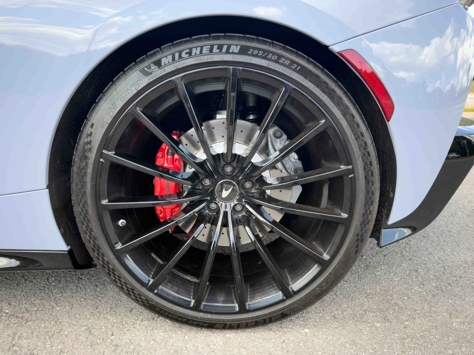 2020 McLaren GT - Image 21 of 31