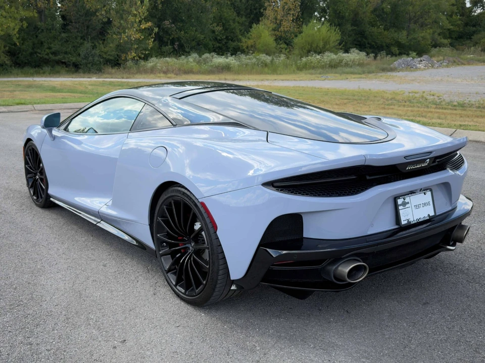 2020 McLaren GT - Image 16 of 31