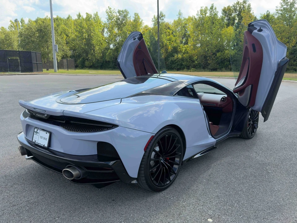 2020 McLaren GT - Image 3 of 31